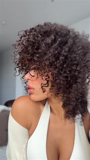 Baylie-Bleú | Here’s my love letter to my curls …. healthier , happier curls with @curlsmith_europe Bond Curl Rehab happy Valentine’s Day this day is... | Instagram
