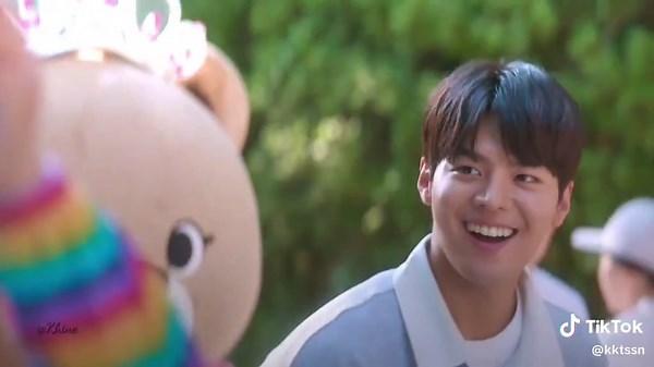 Shine: Exploring Twinkling Watermelon Lyrics