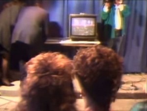 Iron Women History ⭐️ on Instagram: "backstage @ the 1987 Ms Olympia 🔥 #oldschoolbodybuilding#goldenerabodybuilding#classicbodybuilding#80smuscle#80sbodybuilding#gym#bodybuilding#pumpingiron#pumpingiron2#womenwholift#womensbodybuilding#femalebodybuilding#themothersofiron#thegrandmothersofiron#retro#retromuscle#weightlifting#womensweightlifting#babeswithbiceps#biceps#quads#delts#veins#coryeverson#bevfrancis"