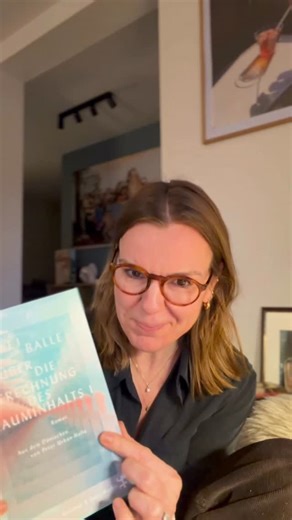 Regina Denk on Instagram: "Über die Berechnung des Rauminhalts I Solvej Balle Ü: Peter Urban-Halle @matthesundseitzberlin Hört mir einfach zu. #buchtipp #buchvorstellung #buchblogger #bookstagram #lesen"