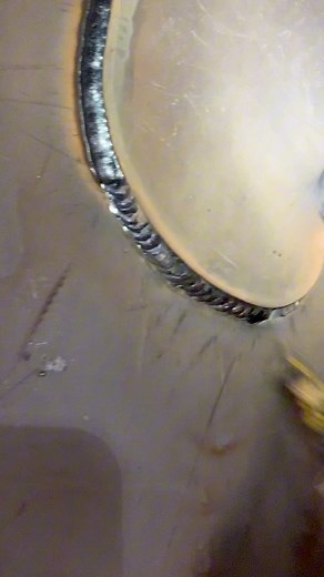 Overhead welding #welding #welder #weld #ironworks #WeldingWorks | Welding tips and tricks