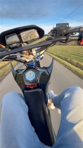 Yamaha DT 125 RAW Sound #supermoto #yamahadt125 #yamahadt #ktmexc