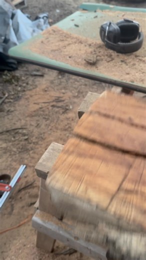 Slabbing down a small oak log | Liberty Woodworks