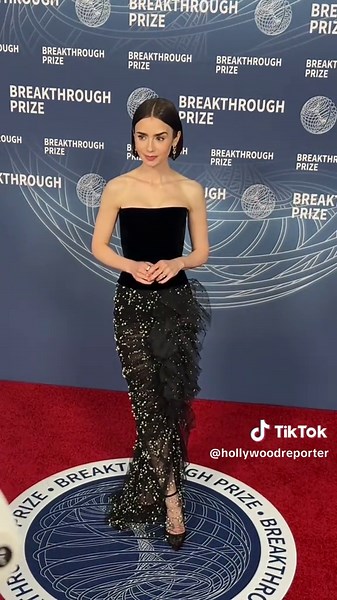 #lilycollins stuns on the carpet at the #breakthroughprize ceremony @Breakthrough Prize Foundation