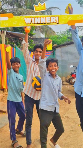 Rolling Ball Into The Circle ! 🤠