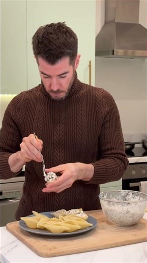 The Best Stuffed Pasta Shells Ever