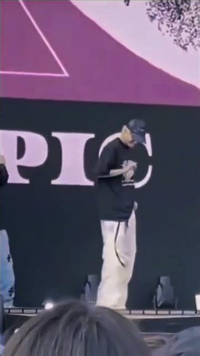 BTS V On Stage performance 🔥🦋 #vkookcute #bts #btssky #concert #btsmember #ptdonstagelv