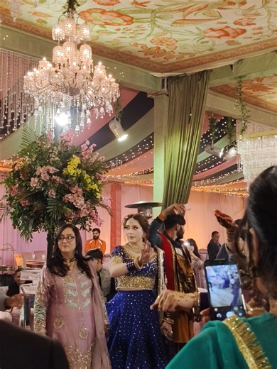 @mominaiqbaloffcial4 enjoying event done by QCC. From 50 to 3000 guests 🎉 Food 🍽️ | Decor ✨ | Complete Event Setup Your trusted Wedding & Event Planner in Lahore 📍 Only Lahore, Pakistan 📞 Call Now: 0320-4300351 #LahoreCatering #WeddingPlanner #EventPlanner #BestFoodInLahore #ShaadiVibes