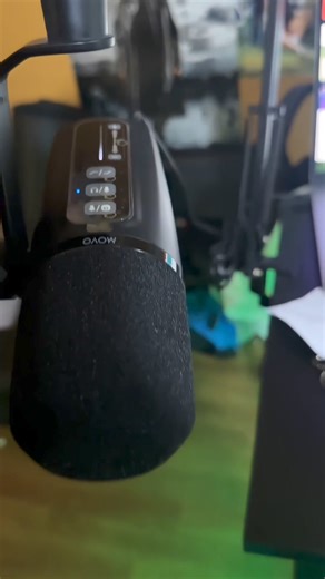 Record professional quality audio with the perfect XLR/USB-C studio microphone ✅The UM6 dynamic microphone is the perfect mic for streaming, podcasting, music production, and any other form of content creation iPhone Podcasting Bundle 15% OFF w/Code 'PRO15' | Movo | Facebook