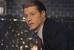 Gotham Boss Talks Series Finale's Batman Reveal, Bruce/Selina Reunion... And A Catwoman Spinoff? - TVLine