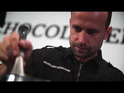 How to make chocolate sauce?