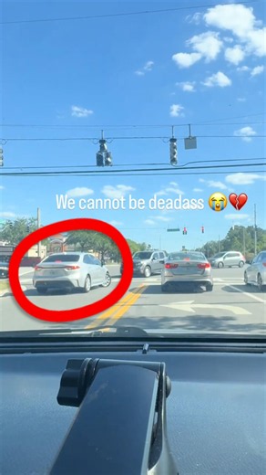 Chilling in the WRONG lane 😭🥀