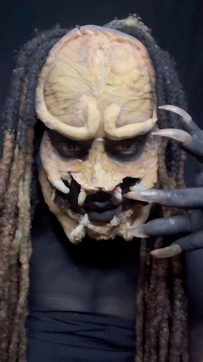 Sfx Predator makeup #alienvspredator3 #alienvspredator #halloweenmakeup #sfxmakeup