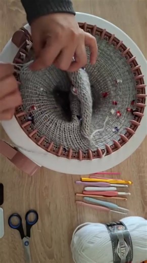 Machine sentro Knitting loom for beginners step by step #knitting_loom_eljammari #crochet #knitting | Crochet knitting Ouabd