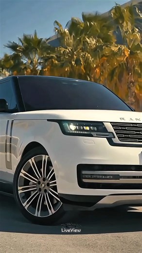 Land Rover Range Rover SUV #shorts #viral #trending #youtubeshorts #shortvideo #luxury #rangerover