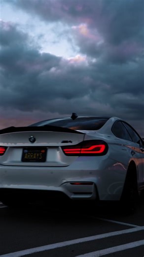 BMW M4 Sunset: Captivating Views
