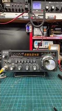 Yaesu FT-707 | Listening to TI2CC in Costa Rica on 10 Meters