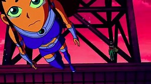 Teen Titans Starfire and Robin kiss