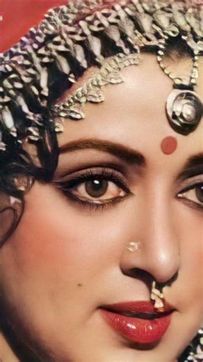 #main galiyon ka #Raja tu mahlon ki Rani Hema ji dharam paji