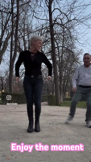 Enjoy the moment ! Get down on it ! Yeeees #enjoythemoment ##dance #getdownonit