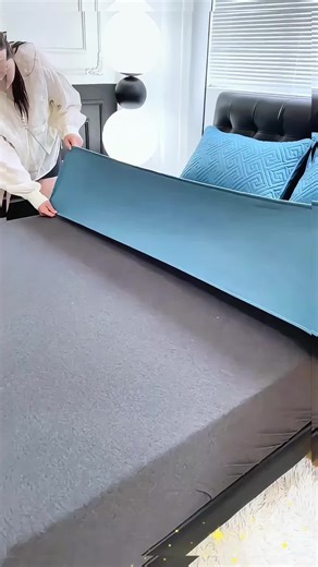 This fitted sheet STAYS PUT😴 Wrinkle-free & easy to install #BedroomHacks#TikTokMadeMeBuyThis