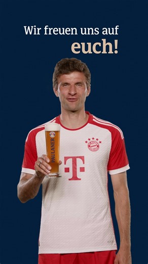 Mit Paulaner das "Heimspiel deines Lebens" gewinnen: Du und 20 Freunde als Ehrengäste beim FC Bayern 😍🙌 Erlebe einen einzigartigen Tag mit dem Rekordmeister: 1️⃣ Shuttle-Service zur Arena mit eiskalten Getränken 2️⃣ Tickets für den VIP-Bereich der Allianz Arena inklusive Verpflegung in der Paulaner Lounge 3️⃣ Exklusives Meet & Greet mit einem Star des FC Bayern 👉 Jetzt anmelden und einen unvergesslichen Tag gewinnen: https://fc.bayern/Paulaner-Fantraum | FC Bayern München