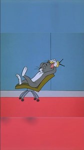 Ne donne pas de coup au robot ! #TomandJerry #boomerang #shorts