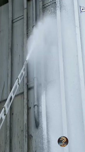 „Wie werden Frachtschiffe nach dem Entladen gereinigt?