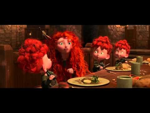 Brave (Indomable) | Retrato Familiar - Fergus y Elinor | Disney · Pixar Oficial