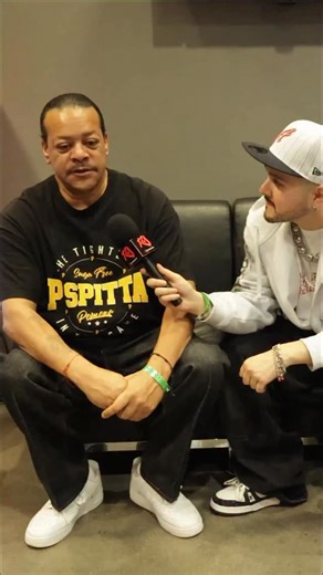 Rosecrans Media on Instagram: "📺Suga Free Interview Live Now On Our YouTube ‼️ In this clip Suga Free talks about discovering Tame Impala & Men I Trust @tameimpala @menitrust While backstage At The Brown Bag Live Show At The Novo Watch The Full Interview With Suga Free On Our YouTube (Link In Bio) 🎤: @theidiotfromla 🎥: @noahcudal_ #RosecransMedia #SugaFree #TameImpala #MenITrust"