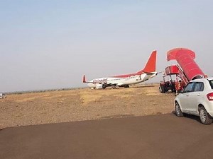 Close shave for SpiceJet passengers as plane overshoots runway at Shirdi airport