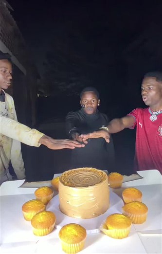 Rock Paper Food Challenge: Cake Eating Rock Paper Scissors Game