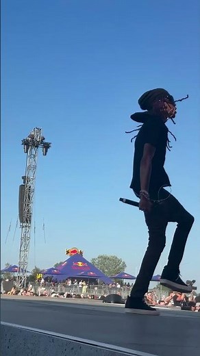 Destroy Lonely performs "Syrup Sippin" Live at Openair Frauenfeld 2026