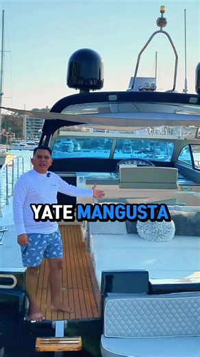 El mejor plan para el mar de Acapulco lo tiene este Mangusta de 50 pies. 🌊🛥️ Espacio súper cómodo para 15 personas y, lo más importante, 100% seguro para los peques con su puerta de seguridad. ✅ Te va a encantar porque tiene de todo: ✨ Zona frontal con vista increíble. ✨Amplia Proa para lograr el bronceado perfecto. ☀️ ✨ Sala exterior techada para relajarte durante el paseo. Durante el paseo puedes refrescarte en la alberca inflable, usar la tabla de pádel o explorar el mar haciendo snorkel 🤿
