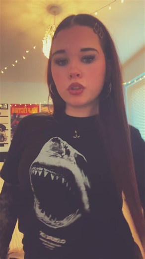 Reviving Lace Under Clothes: A Fashion Comeback