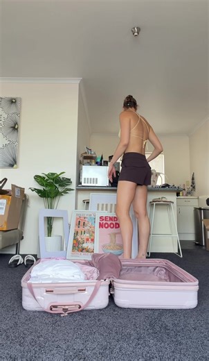 🌺🦋☀️🌴🌊 #packing #travel