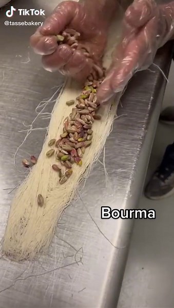 Delicious Pistachio Arab Dessert: Step-by-Step Process