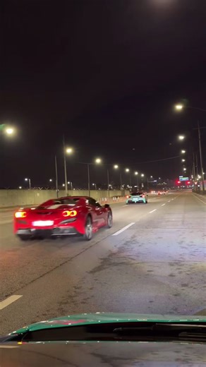 Enjoy the Thrills of a Night Drive in a Lamborghini