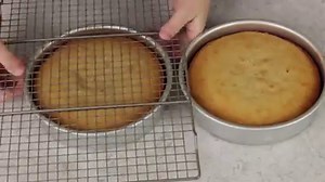 113K views · 34 reactions | An old-fashioned coconut cake, made with a soft, 2-layer vanilla cake! RECIPE: https://sugarspunrun.com/old-fashioned-coconut-cake/ | Sugar Spun Run | Facebook
