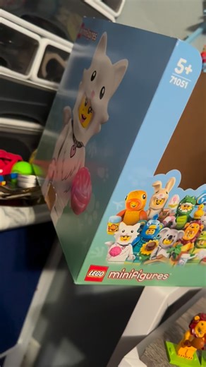 Victoria Kemper | What should I do with the display box?! #lego #cmf #legominifigures #display #minifig | Instagram