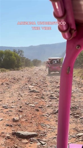 Red rocks that look like they're from another planet. Skies so blue you forget filters exist. And yes, those iconic Pink Jeeps that make you feel like you're in a movie 🌵 Sedona isn't just a stop on The Grand Western Tour. It's the place where your group realizes you're living in a literal postcard ✨ Picture this: You're bouncing around in a Pink Jeep, trying not to scream as you go up impossible rock formations, while your friends are losing their minds taking photos of views that don't look r