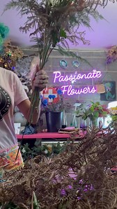 Tuesday morning @ Passionate Flowers with Cinefleur with Deliflor Chrysanten delivered by Vianen More Than Flowers… two bouquets created for them and getting the 3rd ready for filming outside… Live | Passionate Flowers