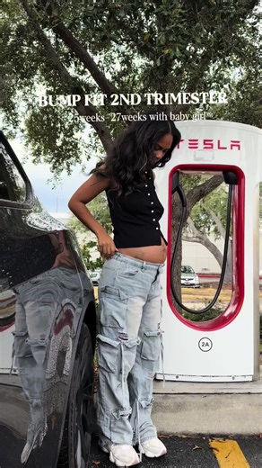 What is your favorite option? 🤰🏽🫶🏽 #pregnantoutfits #pregnancy #thatfamily #bumpdate #bump