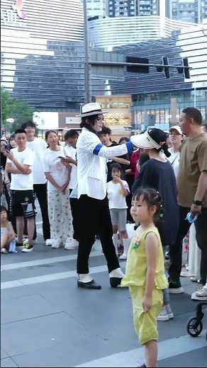 Amazing！Michael Jackson Reborn！show！ #Moonwalk #Jacko