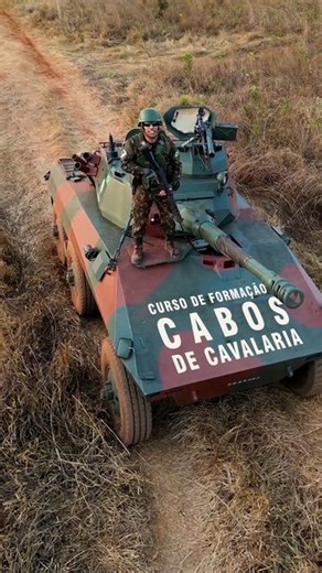 Exército Brasileiro | 🔰 O Curso de Formação de Cabos (CFC) prepara os soldados para o comando das pequenas frações nas diversas Qualificações Militares do... | Instagram