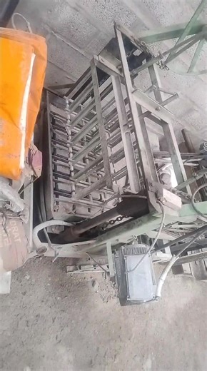 1.7K views · 18 shares | Vendo máquina de hacer bloques de hormigón con dos matrices del 20 y del 14 se hacen entre 600 o 700 ladrillos por día por consulta al 15464619 | Maxi Legone | Facebook