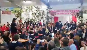 4.5K views · 182 reactions | GIGIONE - TRAPANARELLA LIVE FROM ISOLA DEL LIRI (FR) COS ' ALTRO AGGIUNGERE | Gigione | Facebook