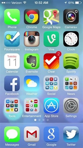 Evolution of IPhone Screenshots 2001-2025