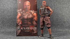 黑教练奥诺玛莫斯 Hhmodel Haoyutoys 1/6 斯巴达克斯血与沙 黑人教练