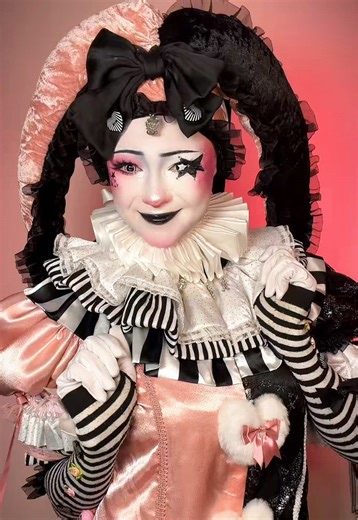 Goodtime Jester: New Outfit Reveal and Makeup Tips